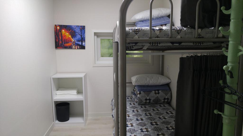 Embassy Guesthouse Itaewon Seoul Ruang foto