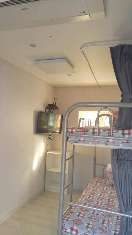 Embassy Guesthouse Itaewon Seoul Ruang foto