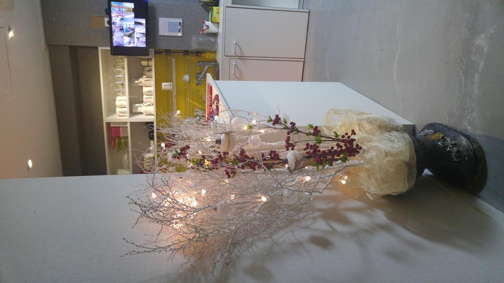 Embassy Guesthouse Itaewon Seoul Bagian luar foto