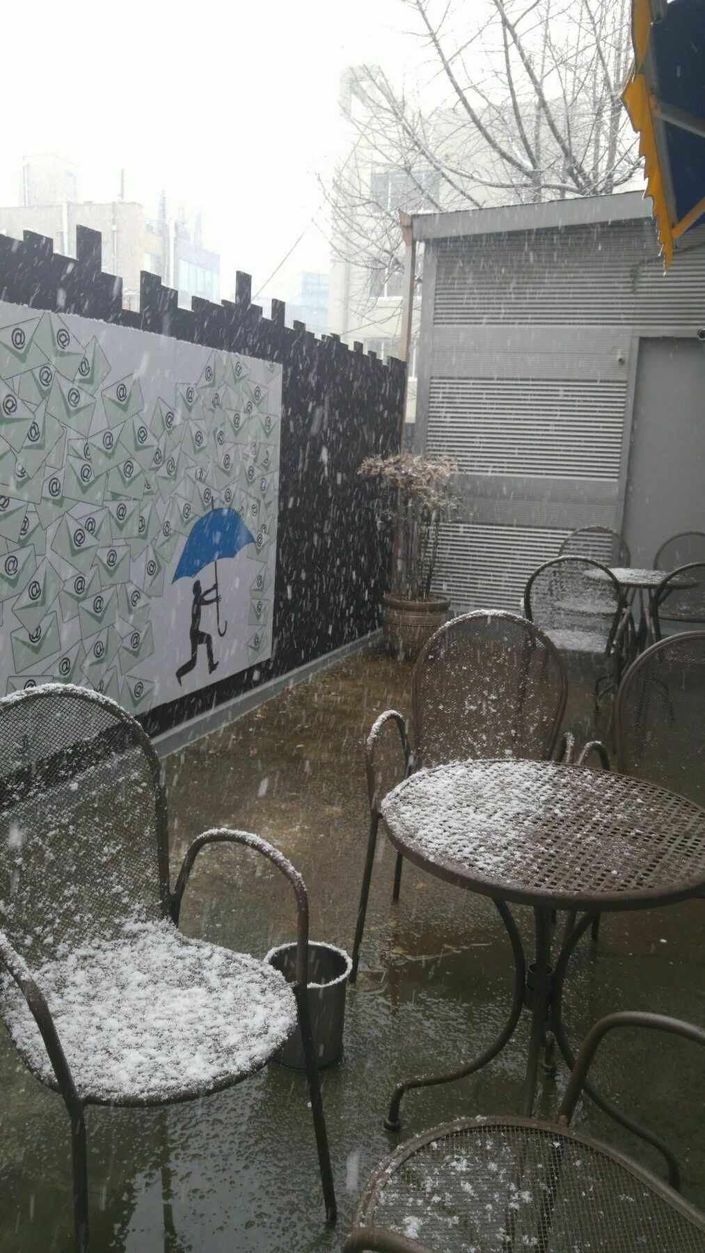 Embassy Guesthouse Itaewon Seoul Bagian luar foto