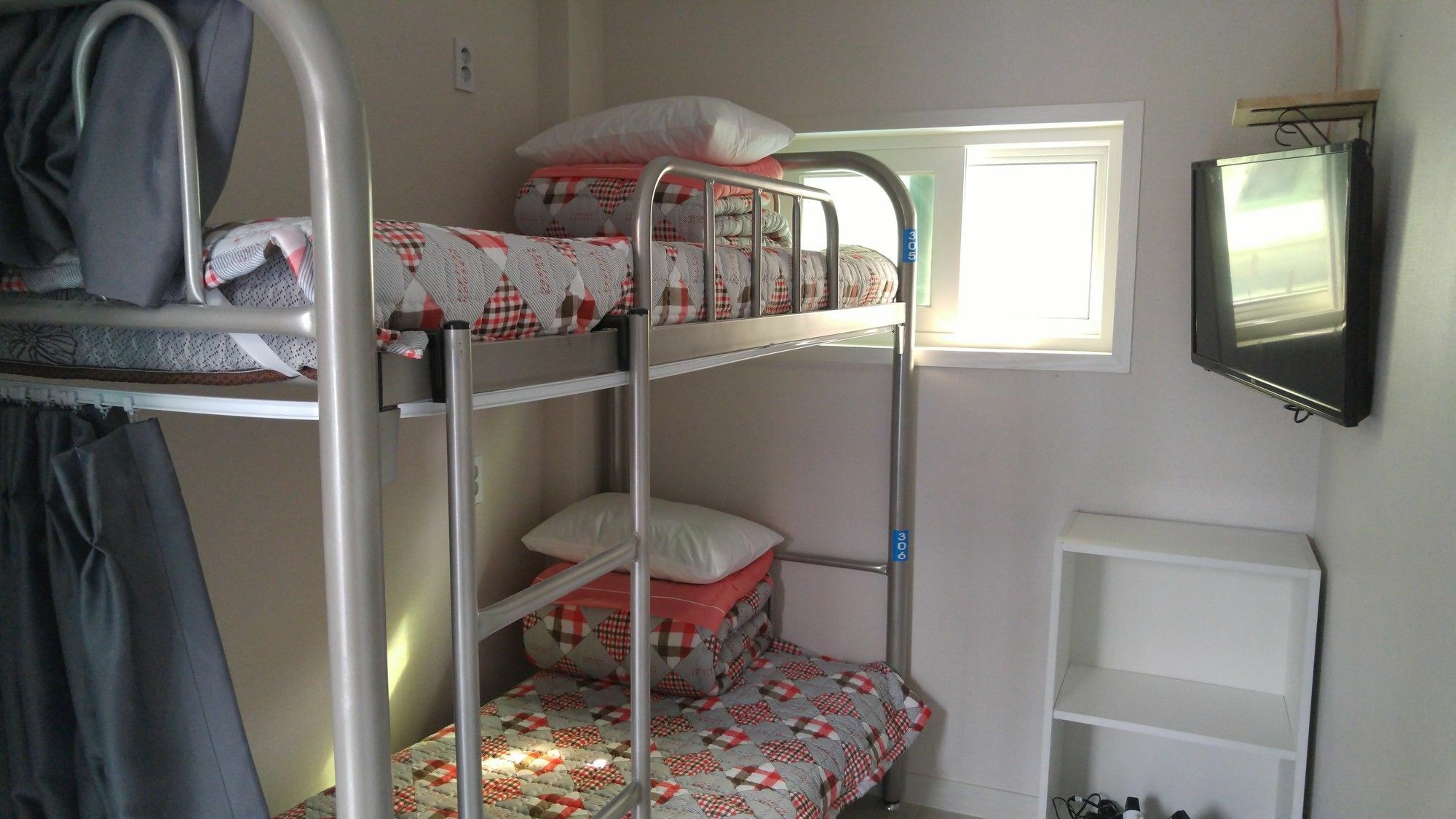 Embassy Guesthouse Itaewon Seoul Bagian luar foto